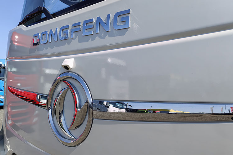 DONGFENG DFH4271 новый капот