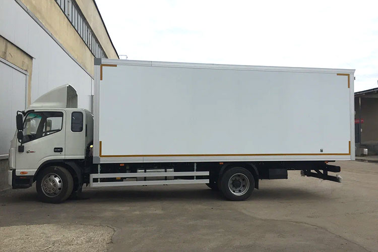Изотермический фургон 47054A JAC N120 сбоку